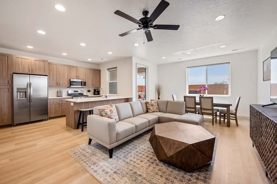 Townhome, 3 Bedrooms | Living area | Smart TV, streaming services