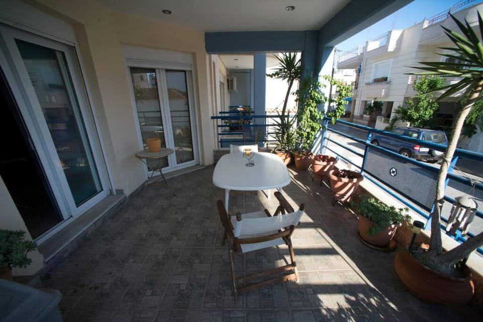 Apartment, Smoking | 3 bedrooms
