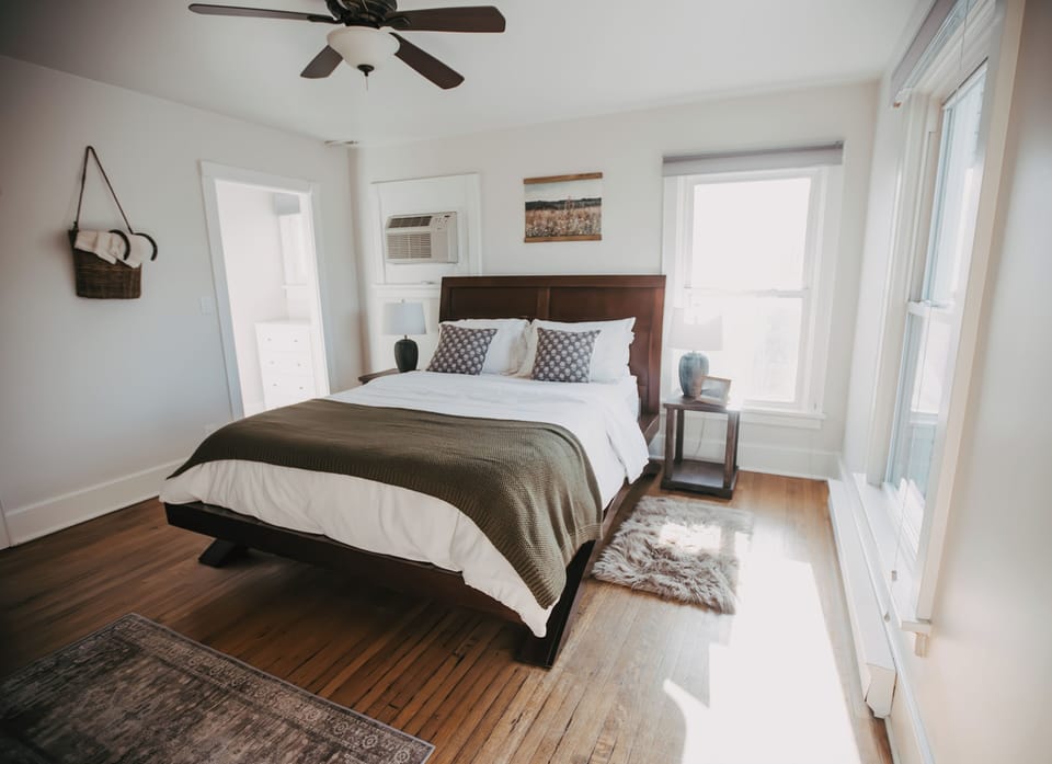 Comfort Apartment | Iron/ironing board, free WiFi, bed sheets