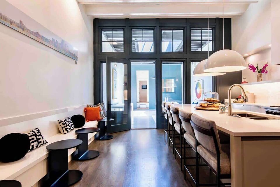 ★ “Luxury amenities that elevate the stay”
 From the chef’s kitchen, wine fridge, ice maker, and curated interiors to the unique “batcave” garage — every detail adds a premium feel.