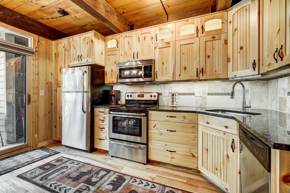 Enjoy cooking in our gourmet kitchen!