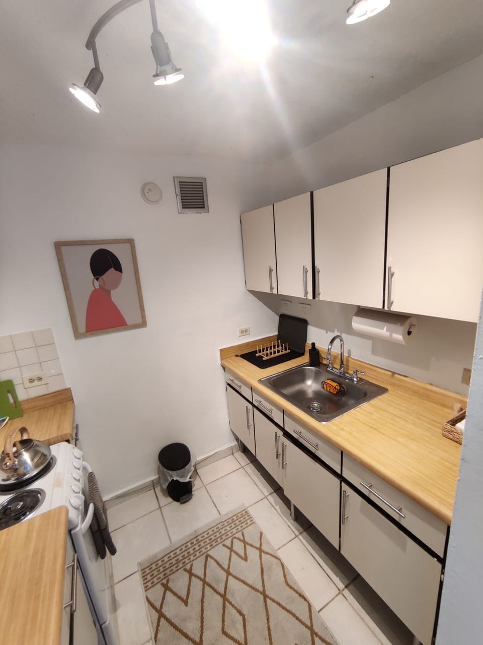 Full equipped kitchen 