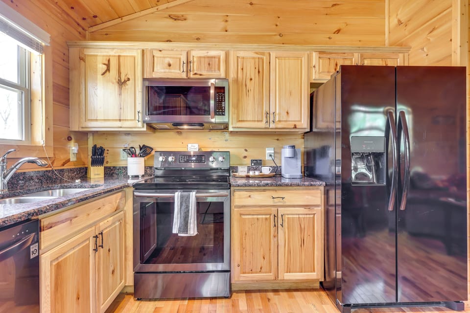 Kitchen | Cooking Basics | Spices | Ice Maker