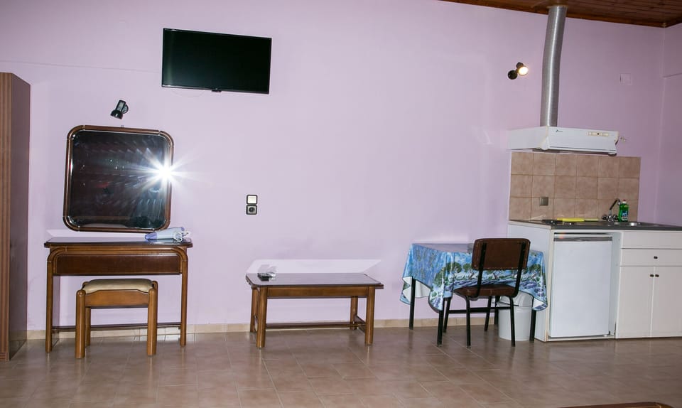 Studio | Hypo-allergenic bedding, soundproofing, free WiFi, bed sheets