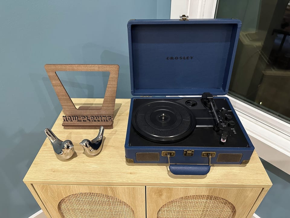 Record Player/Bluetooth Speaker