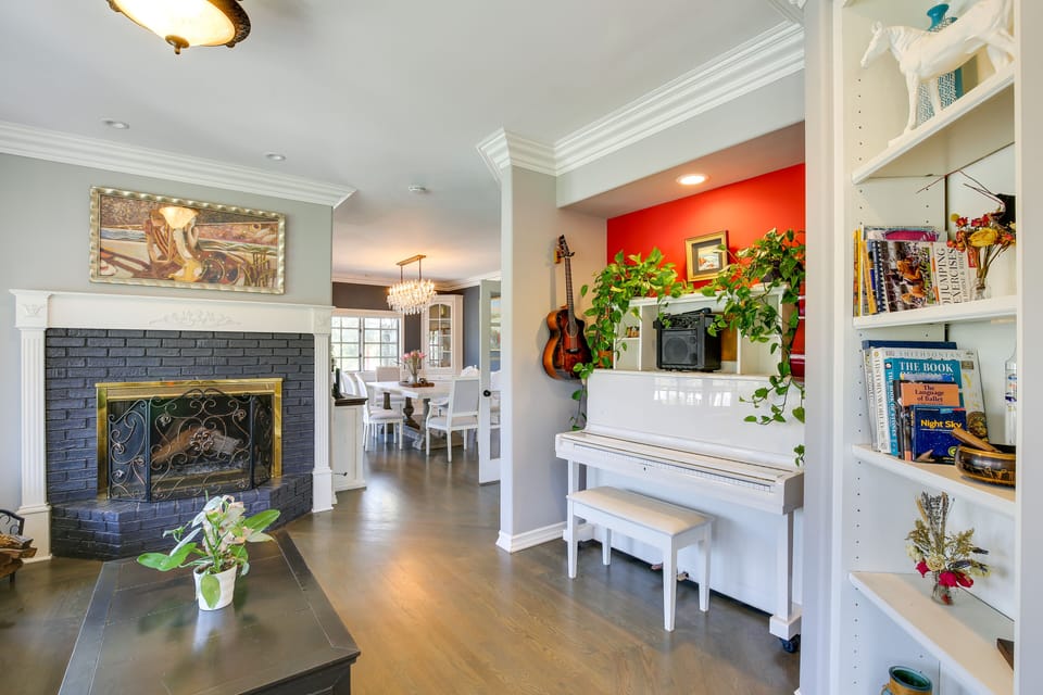 Drawing Room | Fireplace | Piano | Books