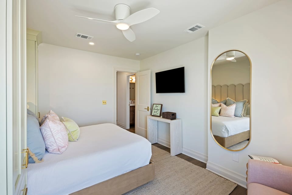 Bedroom 2 - Queen - TV - Private Balcony - Private Bathroom