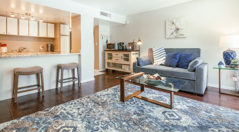 Living Room - Cozy - Luxury