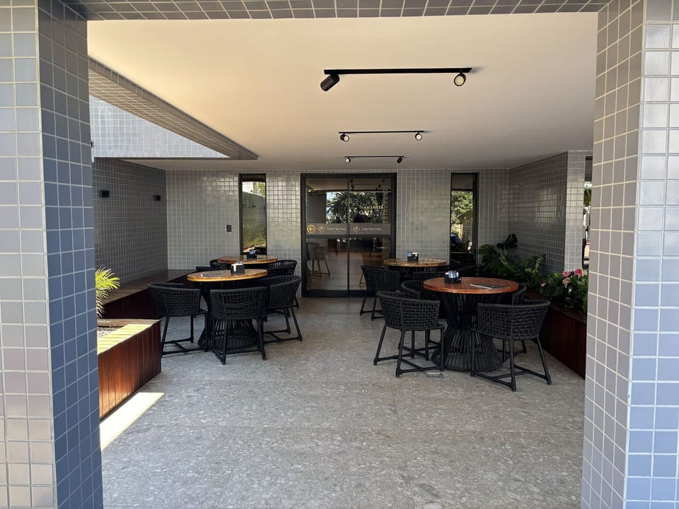 Comfort Studio | Outdoor dining