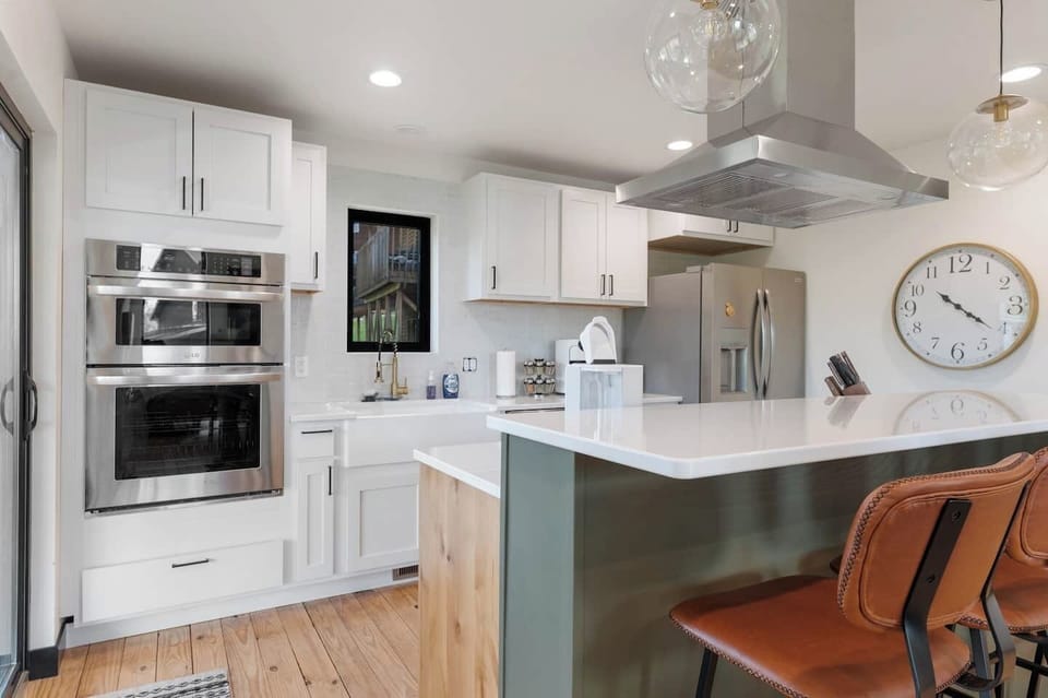 Kitchen Island View
