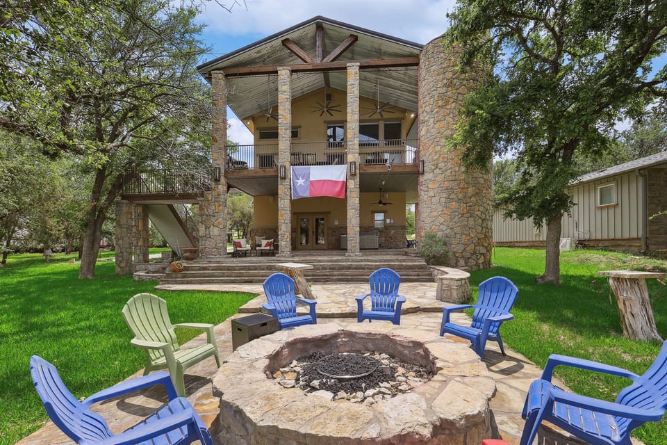 Heaven in Hells Gate