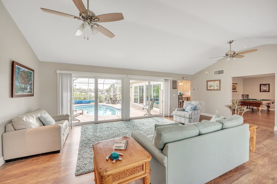 House, 3 Bedrooms | Living area | Smart TV, streaming services