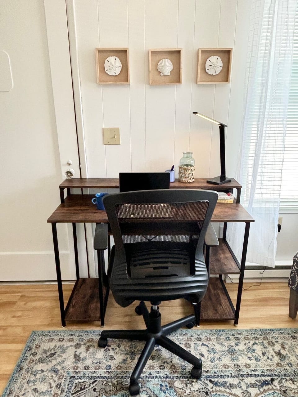 Private work area in back bedroom! 