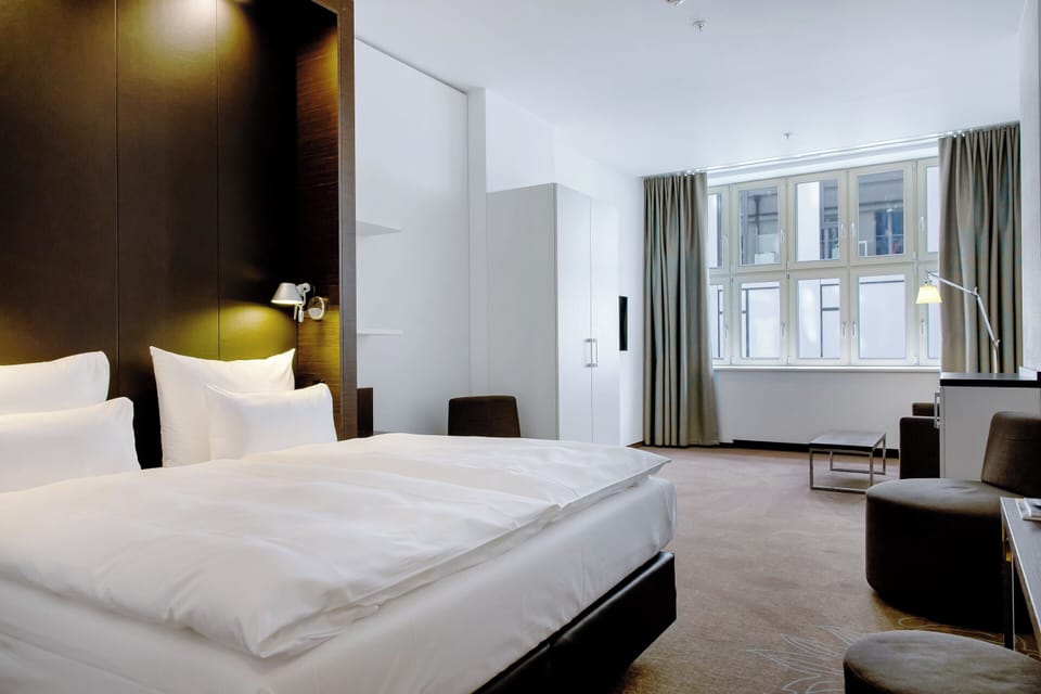 Deluxe Room (2 Adults + 1 Child) | Desk, soundproofing, free WiFi, bed sheets