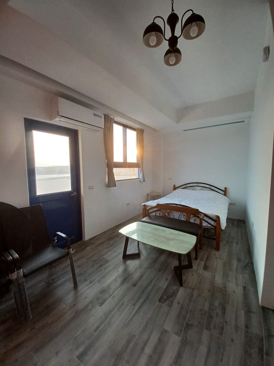 Signature Room | WiFi (free)