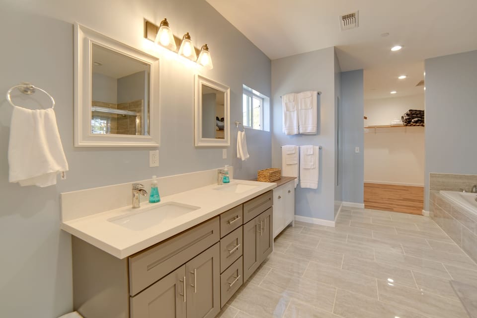 En-Suite Bathroom | Complimentary Toiletries