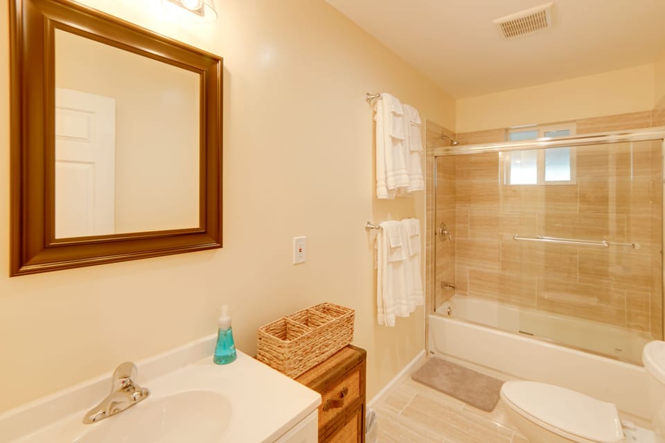 Full Bathroom