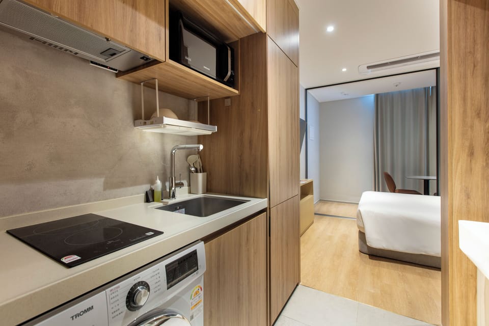 Fridge, microwave, coffee/tea maker, electric kettle
