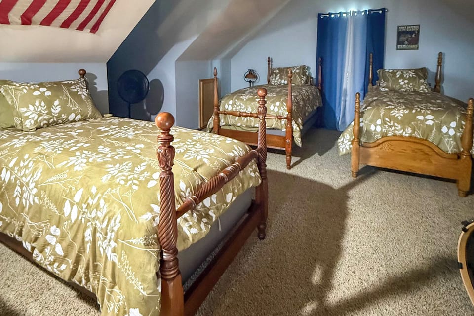 House (2 Bedrooms) | Interior