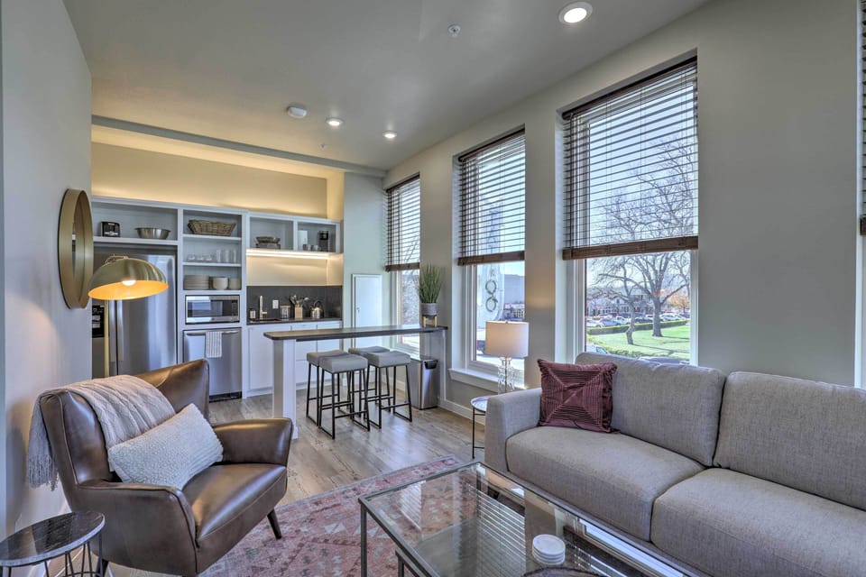 Apartment (2 Bedrooms) | Front of property