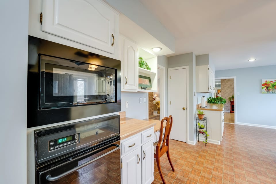 House (3 Bedrooms) | Interior