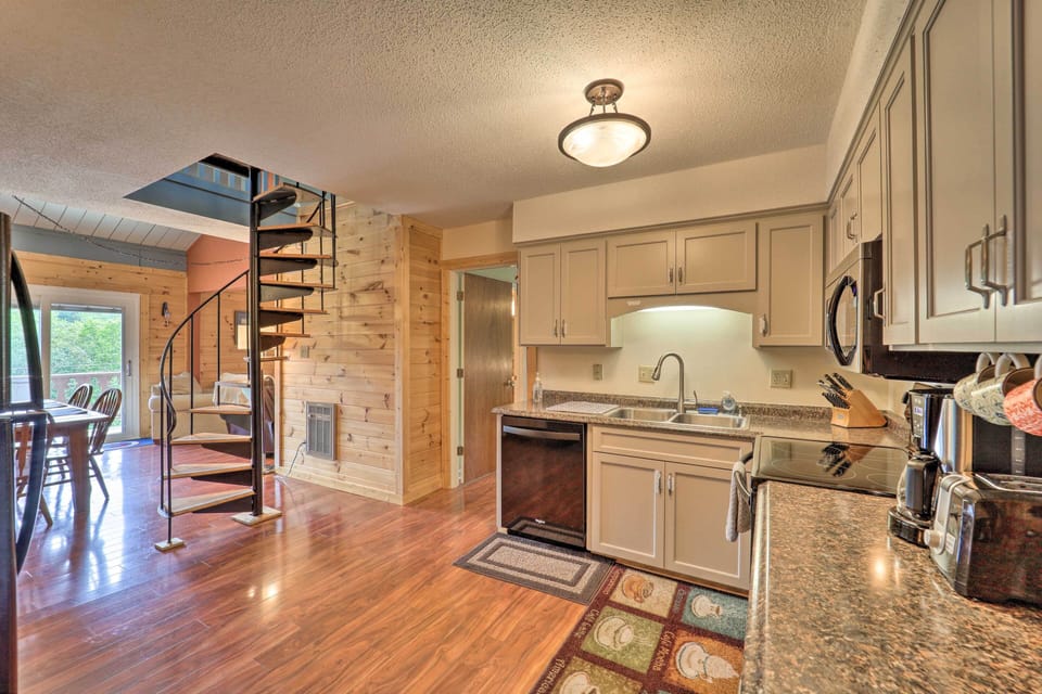 Apartment (3 Bedrooms) | Front of property