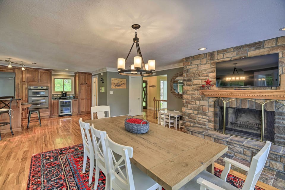 House (4 Bedrooms) | Interior