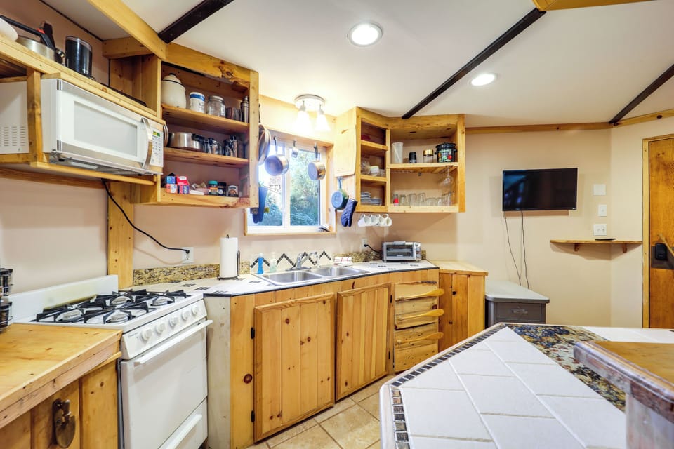 House (1 Bedroom) | Interior