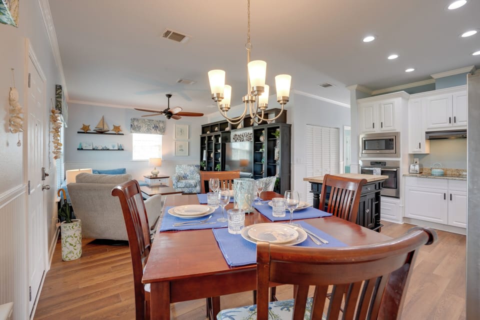 House (2 Bedrooms) | Interior