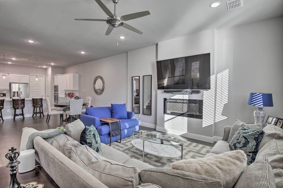 House (3 Bedrooms) | Interior