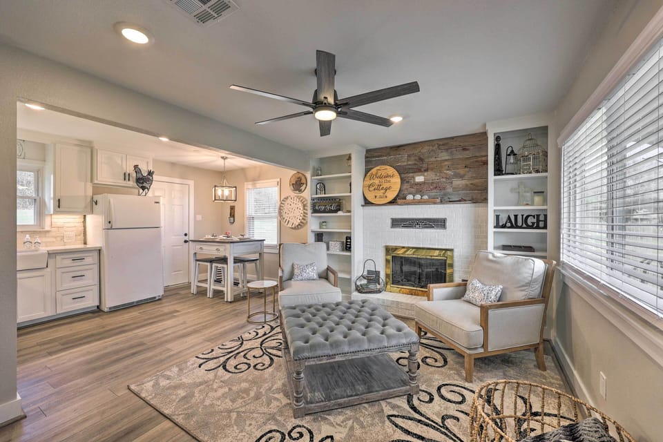 Cottage (2 Bedrooms) | Interior
