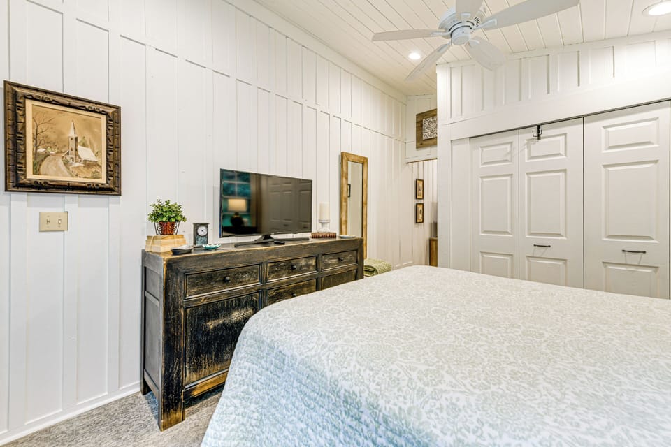 Cottage (2 Bedrooms) | Interior