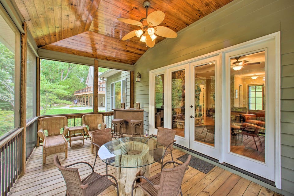 Cottage (6 Bedrooms) | Front of property