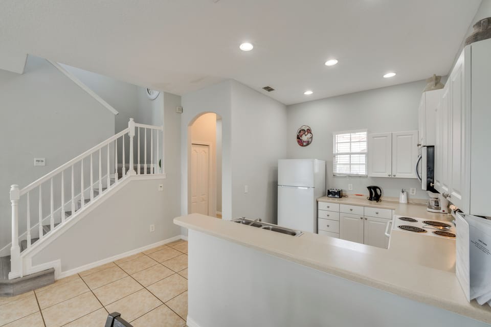 House (4 Bedrooms) | Interior