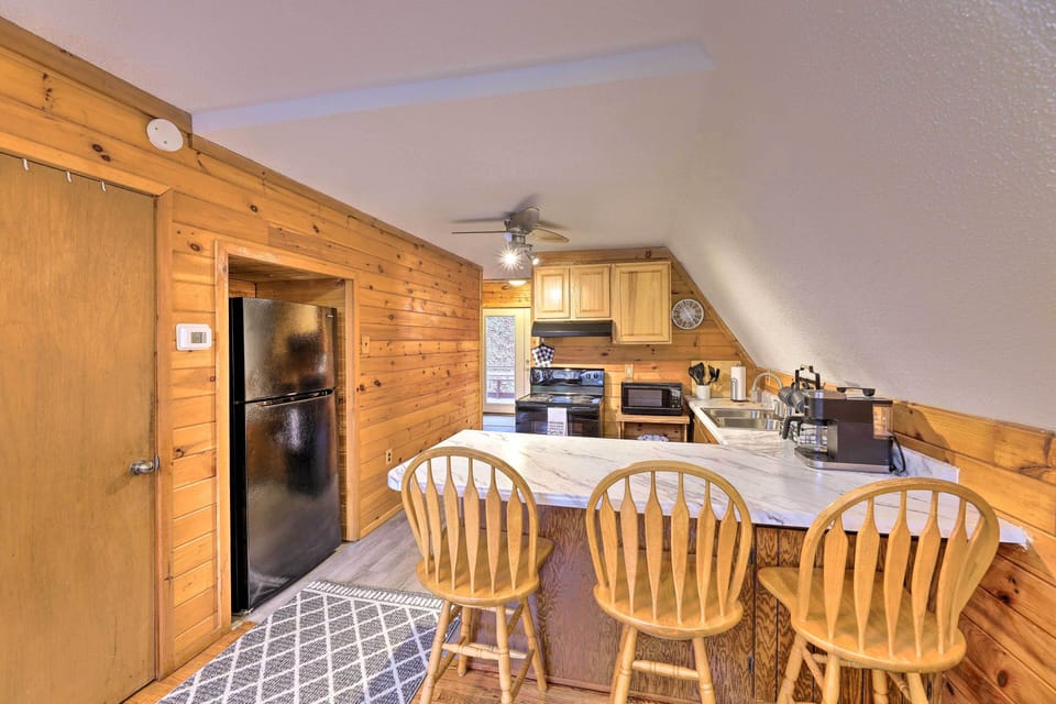House (2 Bedrooms) | Interior
