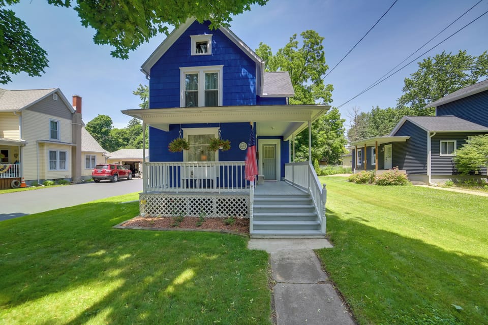 House (4 Bedrooms) | Front of property