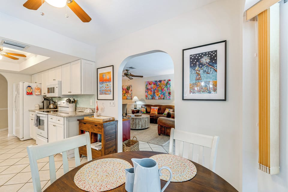 House (2 Bedrooms) | Interior