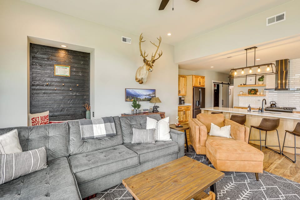 House (3 Bedrooms) | Interior