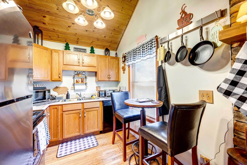 House (2 Bedrooms) | Interior