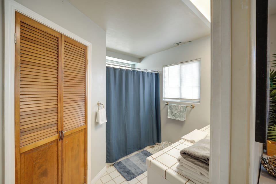 Private Pool & Patio: Pet-friendly Bakersfield Gem Cottage in Bakersfield