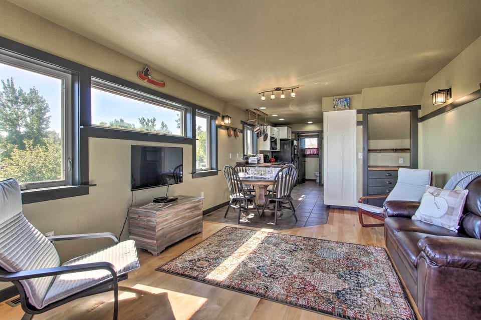 Apartment (2 Bedrooms) | Front of property