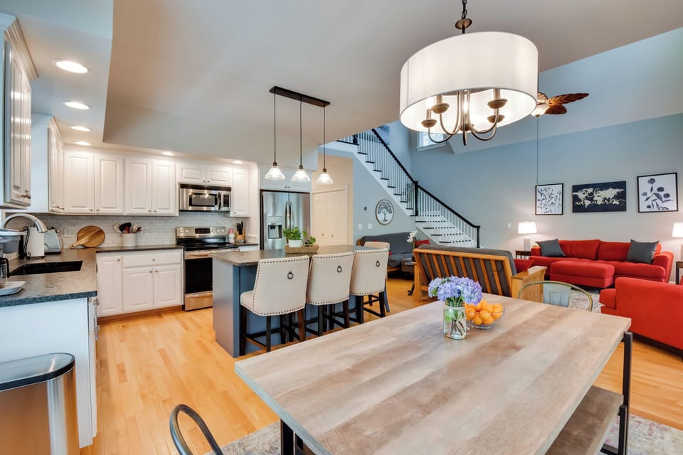 House (4 Bedrooms) | Interior