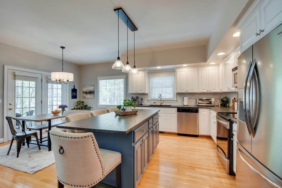 House (4 Bedrooms) | Interior