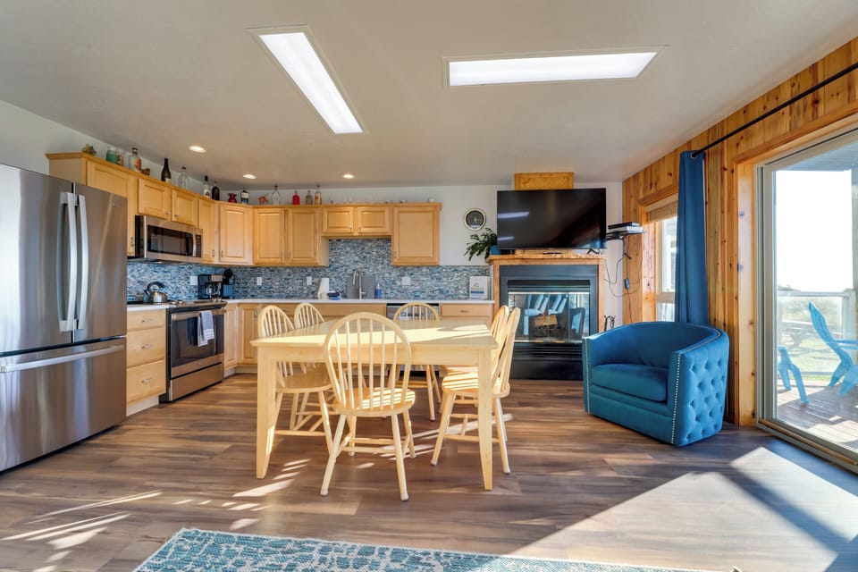 Cottage (2 Bedrooms) | Interior