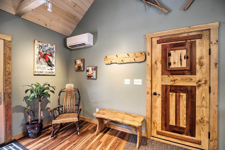 House (1 Bedroom) | Interior