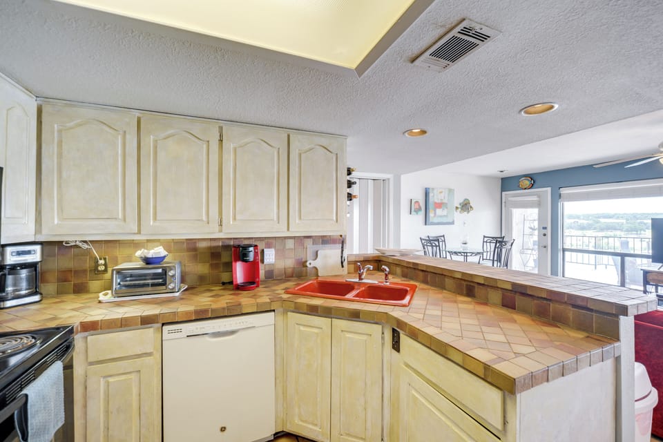 Apartment (1 Bedroom) | Interior