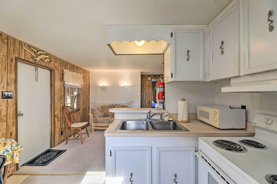House (1 Bedroom) | Interior