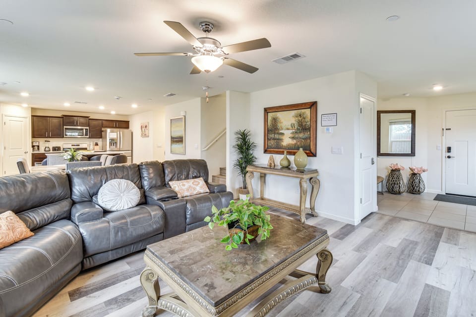 House (4 Bedrooms) | Interior