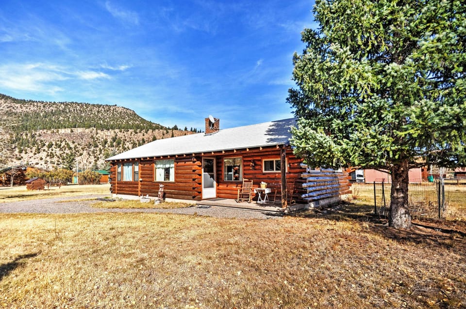 House (2 Bedrooms) | Front of property