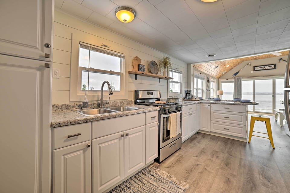 Cottage (2 Bedrooms) | Interior